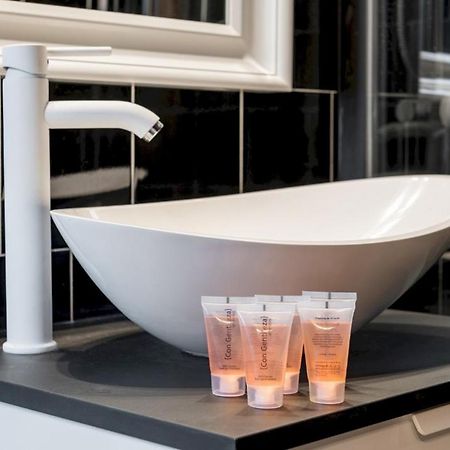 3 Bedrooms 1 Bathroom Furnished - Lavapies- Mintystay Madrid Exteriör bild
